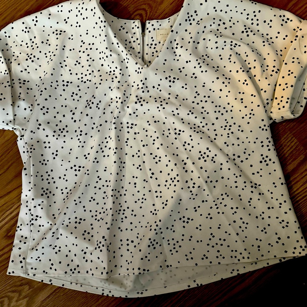 XL, Meloday blouse, White with black